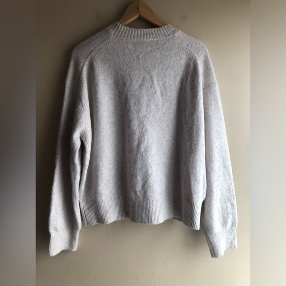 New Everlane Crew Neck Wool Sweater Size Large - Picture 4 of 9